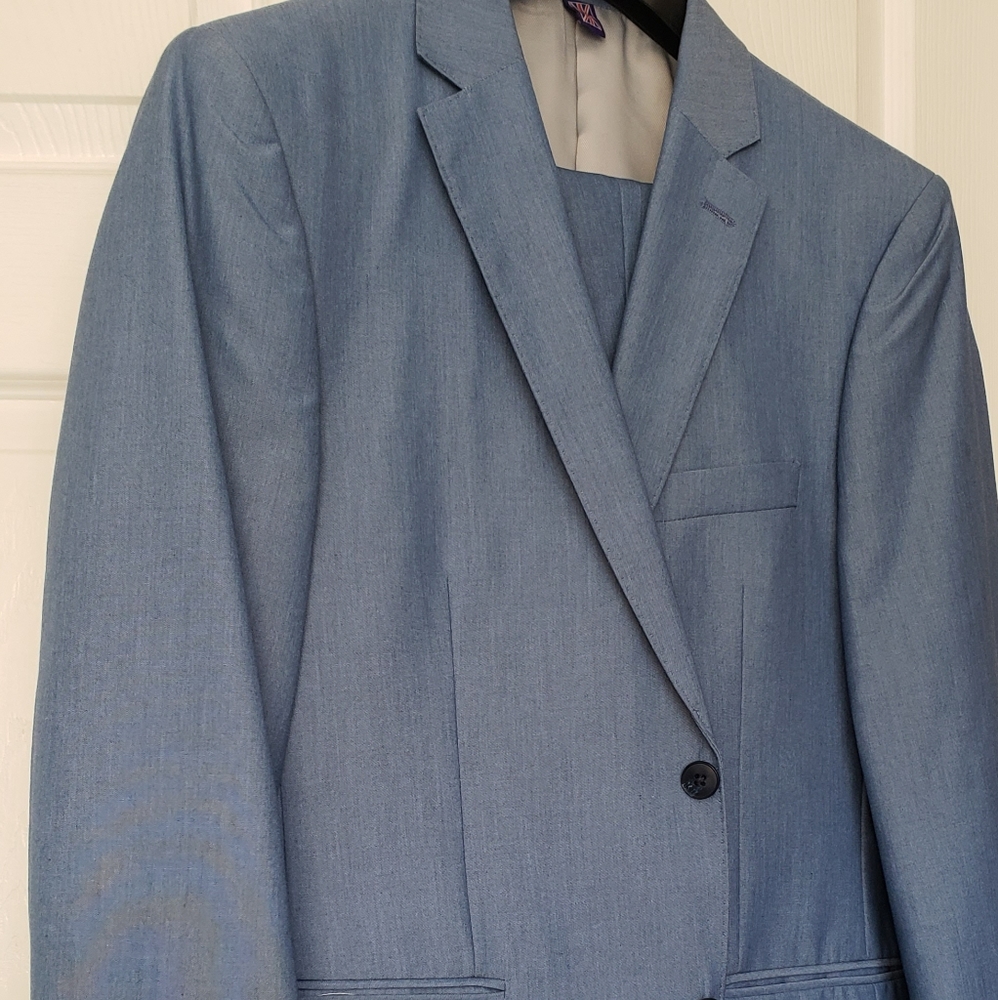 Men Suit - Picture 5 of 5